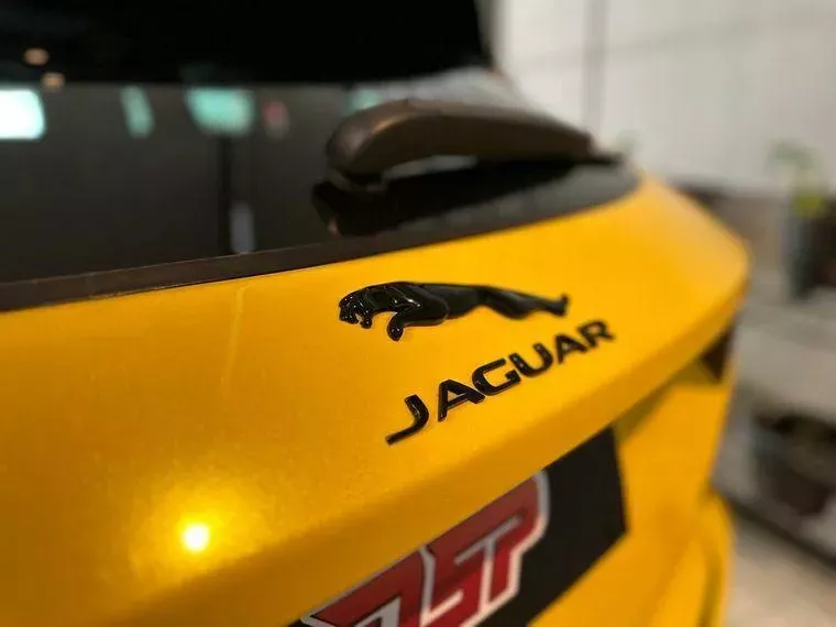 Jaguar E-pace  Amarelo 15