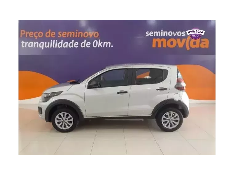 Fiat Mobi Prata 5