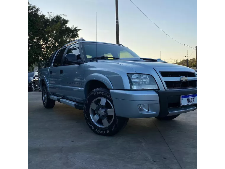 Chevrolet S10 Prata 18