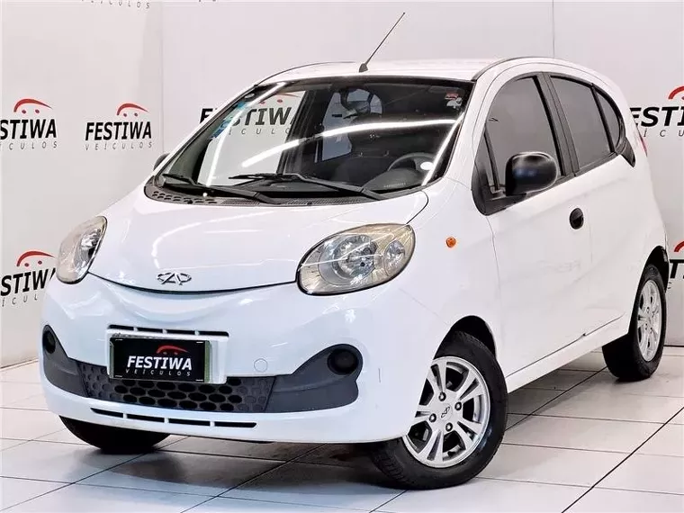 Chery QQ Branco 7