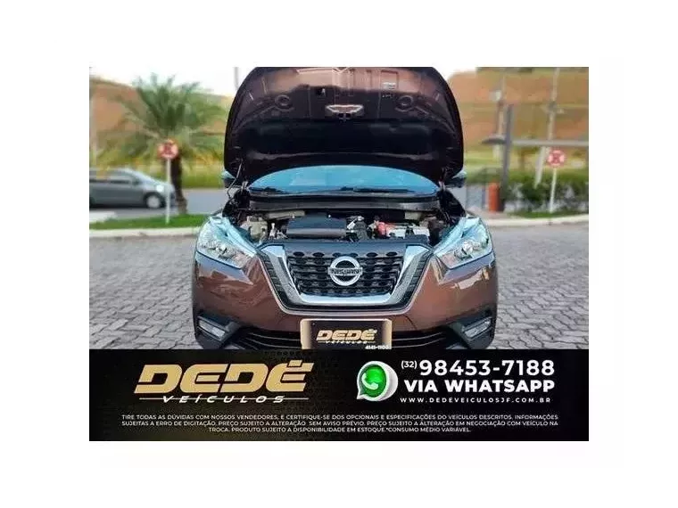 Nissan Kicks Marrom 7