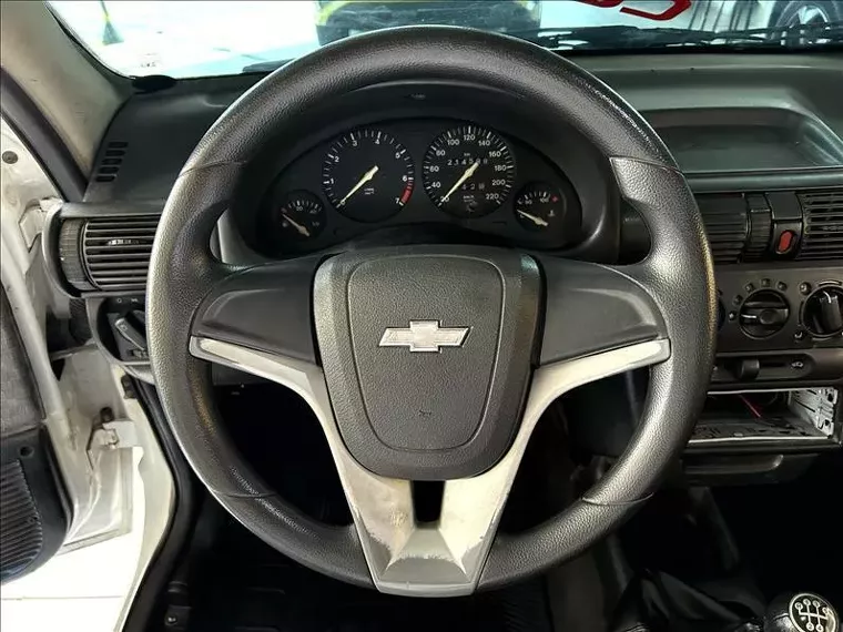 Chevrolet Corsa Branco 11