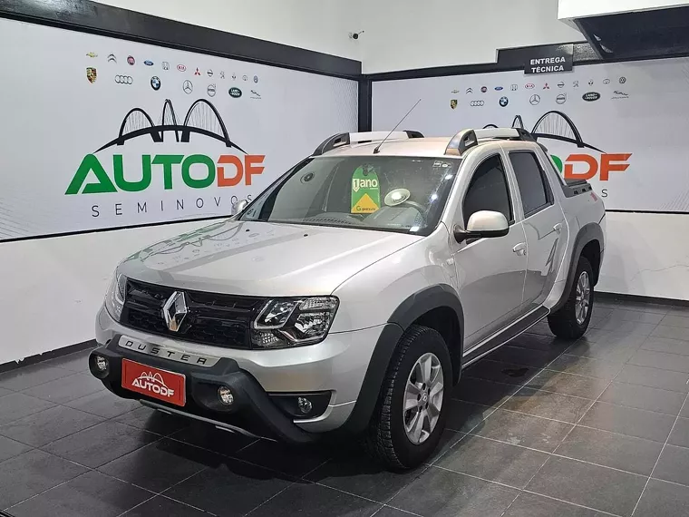 Renault Duster Oroch Prata 7