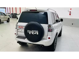 Mitsubishi Pajero TR4
