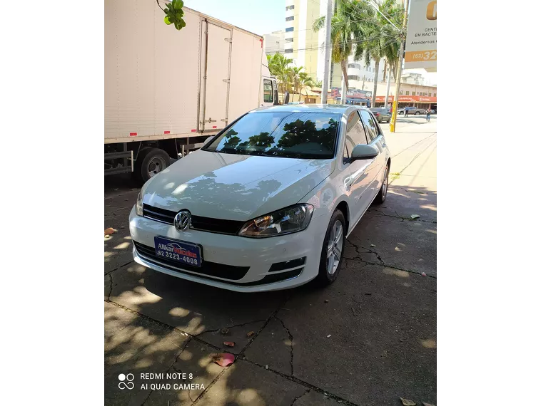 Volkswagen Golf Branco 18