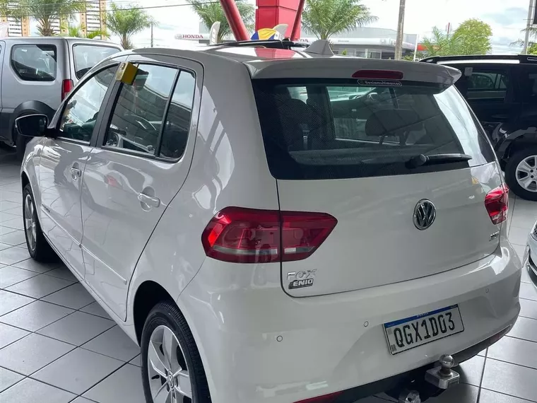 Volkswagen Fox Branco 5