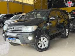 Toyota Hilux SW4