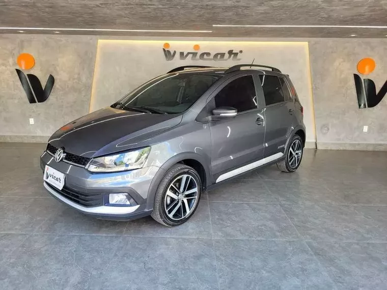 Volkswagen Fox Cinza 18