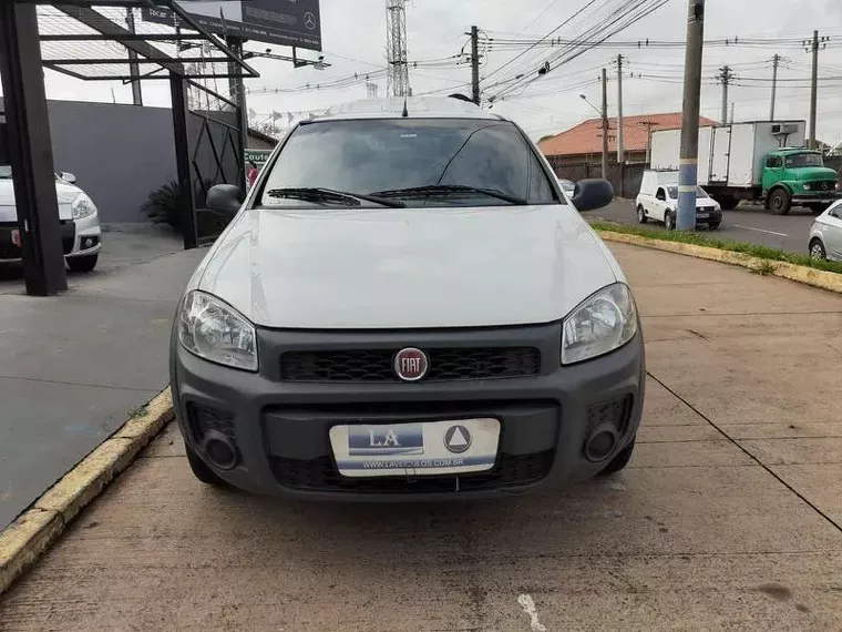 Fiat Strada Branco 1