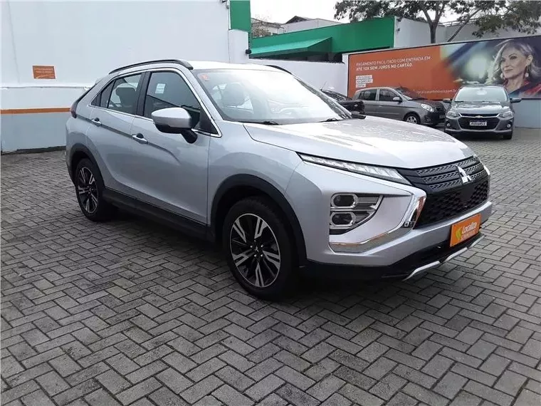 Mitsubishi Eclipse Cross Prata 5