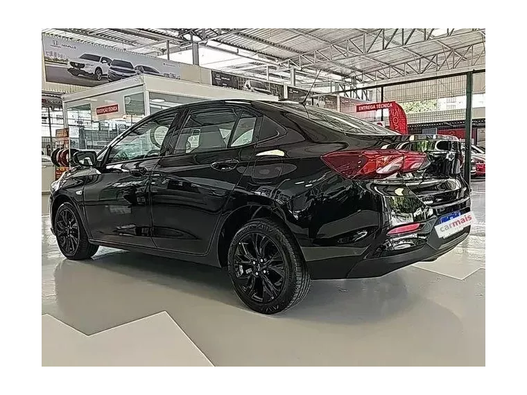 Chevrolet Onix Preto 6