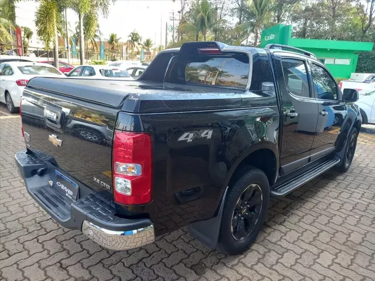 Chevrolet S10 Preto 4