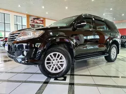 Toyota Hilux SW4