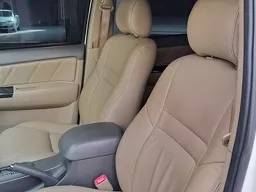 Toyota Hilux SW4