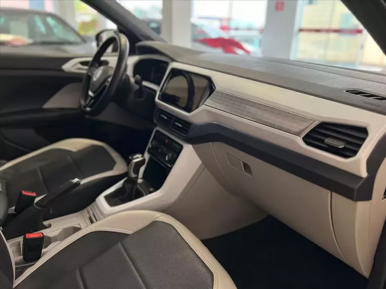 Volkswagen T-cross Preto 5