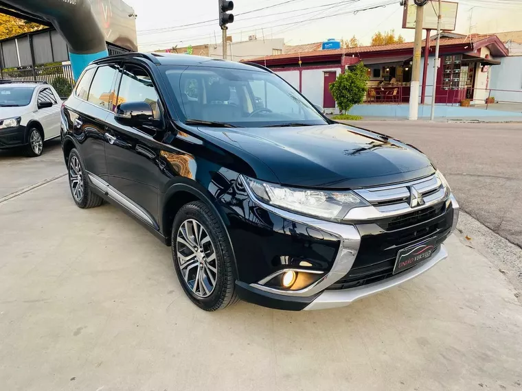 Mitsubishi Outlander Preto 6