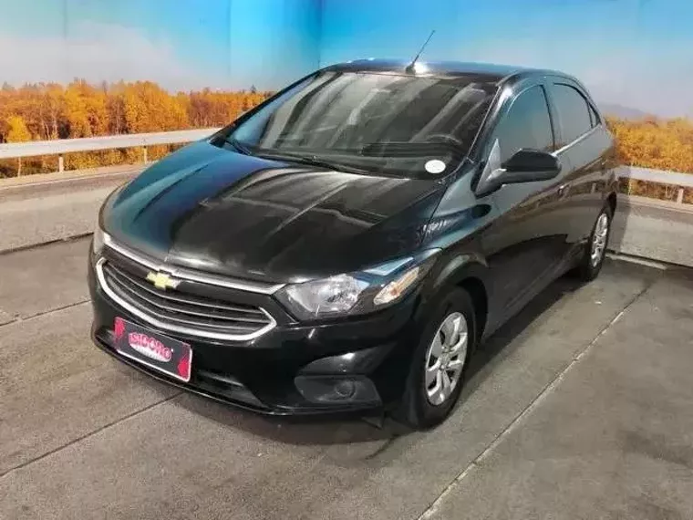 Chevrolet Onix Preto 7