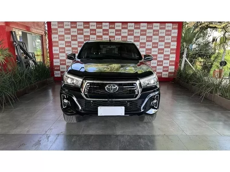 Toyota Hilux Preto 6