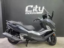 Dafra Cruisym