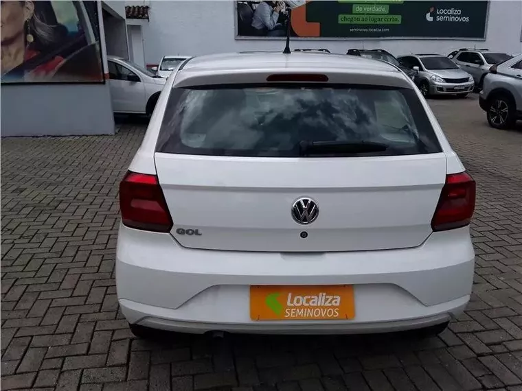 Volkswagen Gol Branco 4