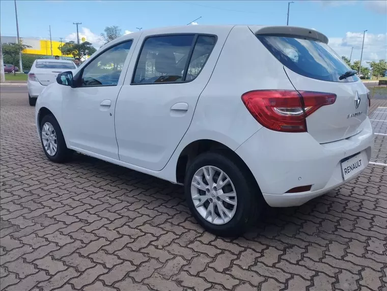 Renault Sandero Branco 9