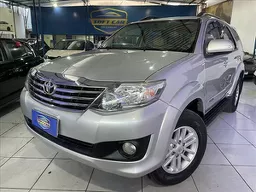 Toyota Hilux SW4