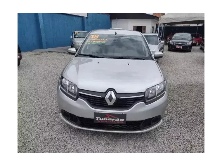 Renault Sandero Prata 1