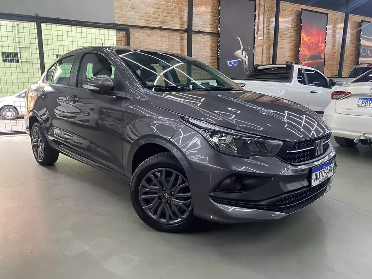 Fiat Cronos Cinza 1