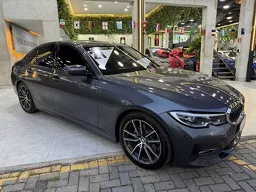 BMW 320i