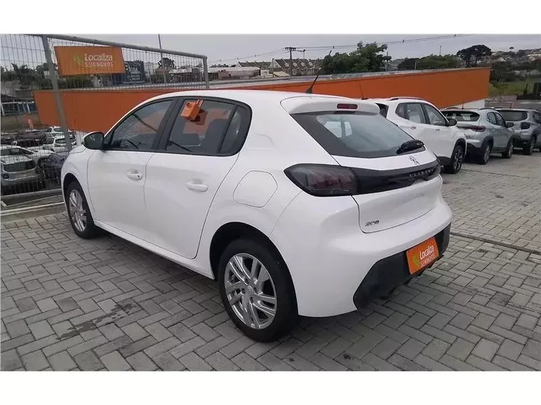 Peugeot 208 Branco 8