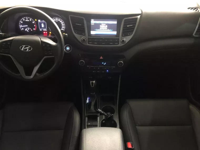 Hyundai Tucson Preto 5