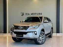 Toyota Hilux SW4