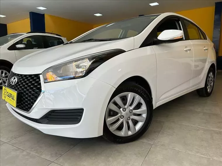 Hyundai HB20S Branco 11