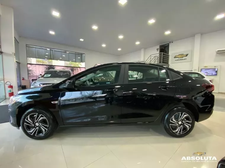 Chevrolet Onix Preto 9