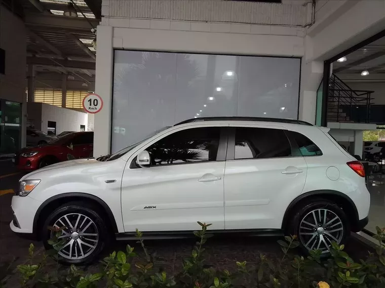 Mitsubishi ASX Branco 11