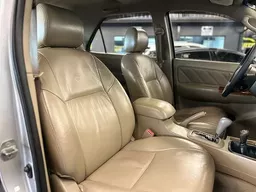 Toyota Hilux SW4