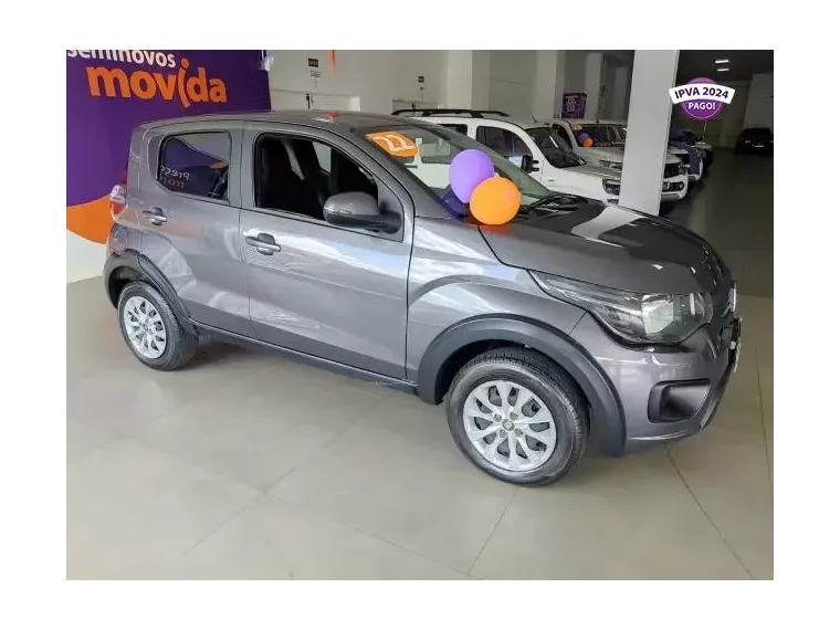 Fiat Mobi Cinza 1