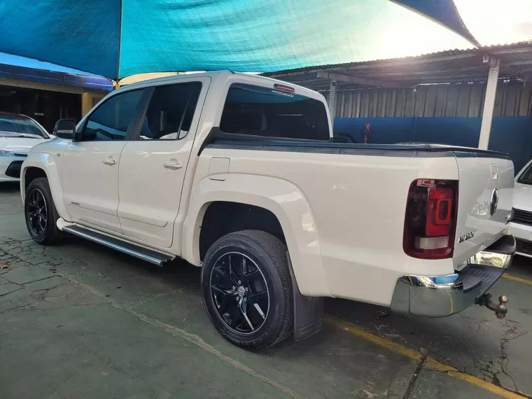 Volkswagen Amarok Branco 8