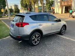 RAV4