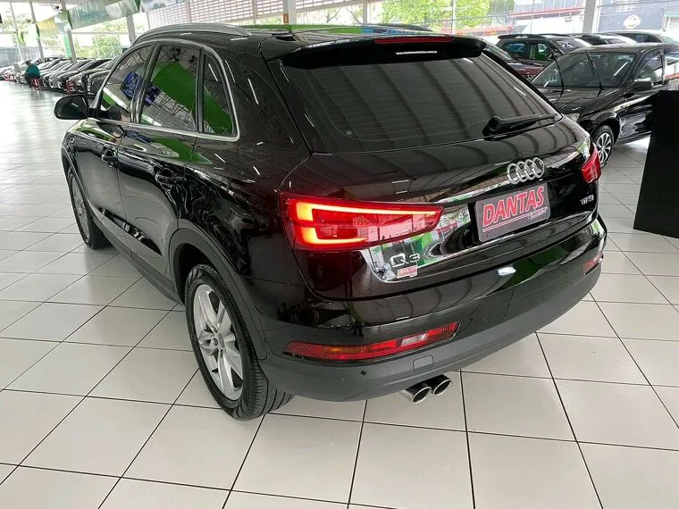 Audi Q3 Preto 4