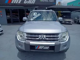 Mitsubishi Pajero Full