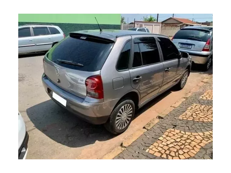 Volkswagen Gol Cinza 7