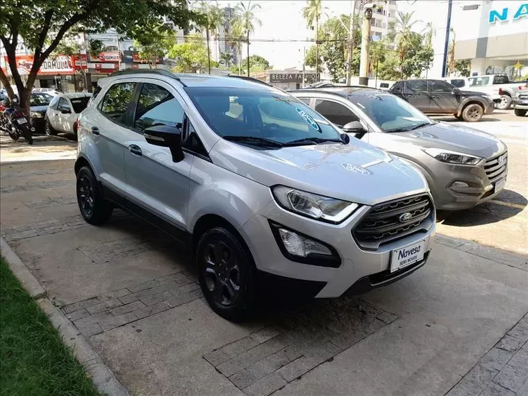 Ford Ecosport Prata 2