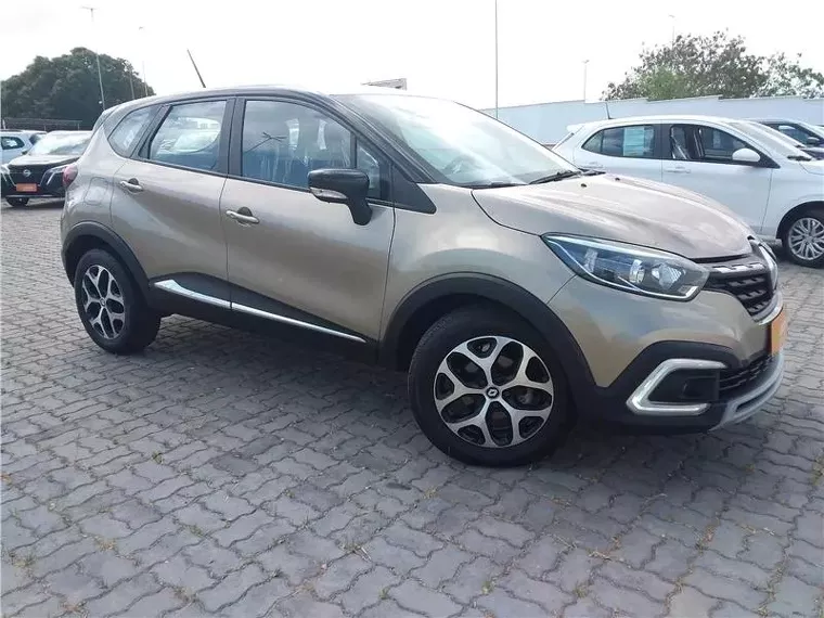 Renault Captur Bronze 8