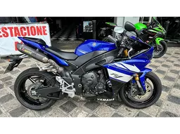 YZF R1