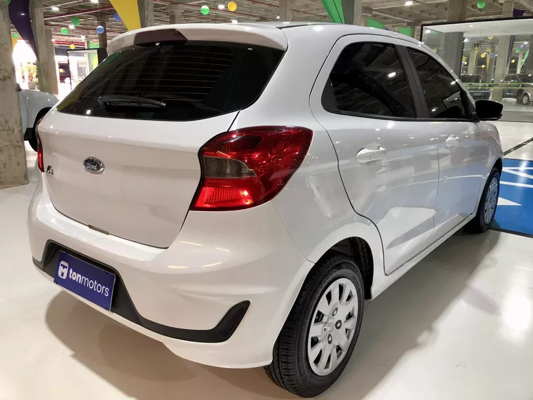 Ford KA Branco 4