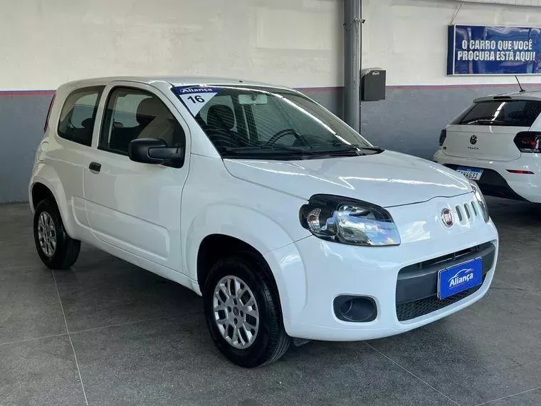 Fiat Uno Branco 1