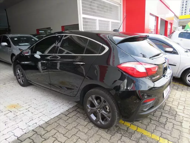 Chevrolet Cruze Preto 5