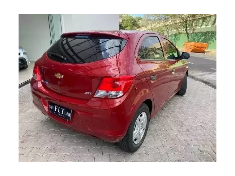 Chevrolet Onix Vermelho 8