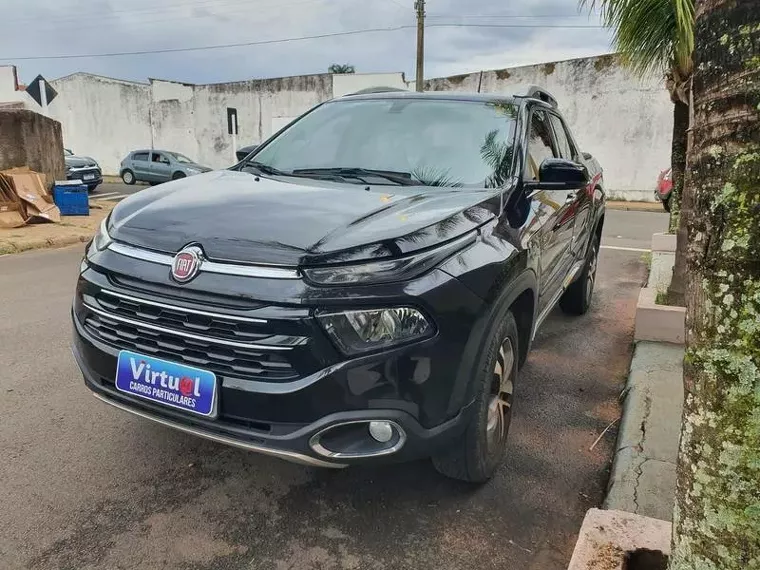 Fiat Toro Preto 3